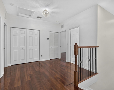 9479 Sedgewood Drive - Photo Thumbnail 35
