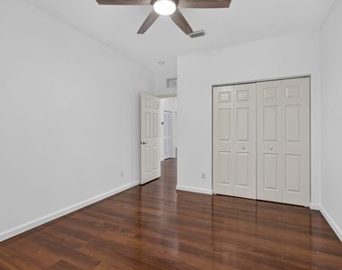 9479 Sedgewood Drive - Photo Thumbnail 30