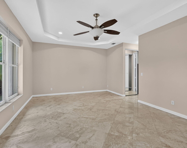 9479 Sedgewood Drive - Photo Thumbnail 18