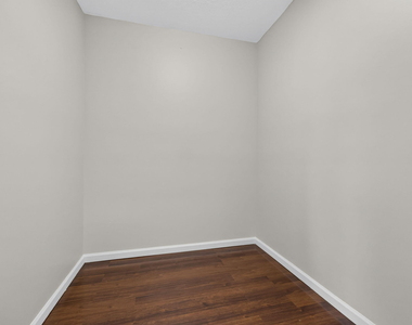 9479 Sedgewood Drive - Photo Thumbnail 22