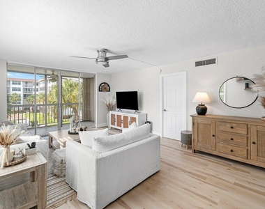 2809 Florida Boulevard - Photo Thumbnail 11