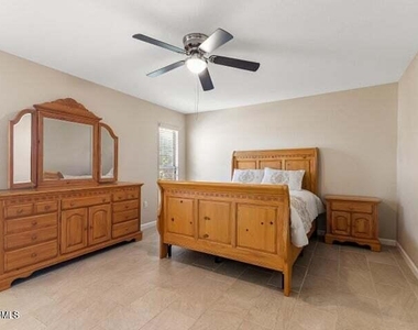 18226 N 104th Avenue - Photo Thumbnail 20