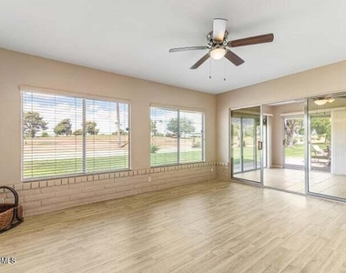 18226 N 104th Avenue - Photo Thumbnail 10