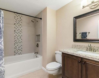 18226 N 104th Avenue - Photo Thumbnail 28