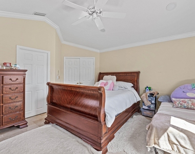 2350 Nw 5th Avenue - Photo Thumbnail 19