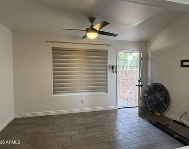 625 S Westwood -- - Photo Thumbnail 3