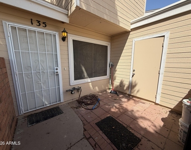 625 S Westwood -- - Photo Thumbnail 16