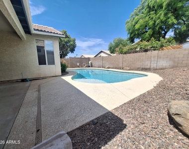 6728 E Melrose Street - Photo Thumbnail 21