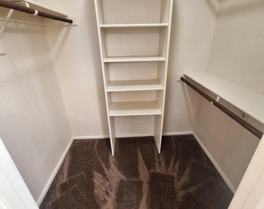 6728 E Melrose Street - Photo Thumbnail 17