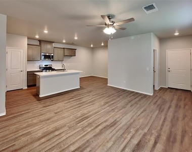9336 Nw 125th Street - Photo Thumbnail 1