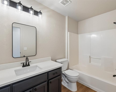 11933 Nw 7th Street - Photo Thumbnail 23