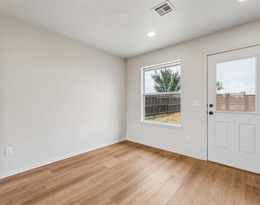 11933 Nw 7th Street - Photo Thumbnail 14