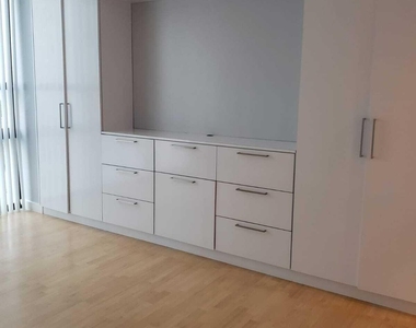 600 Ne 36th - Photo Thumbnail 10