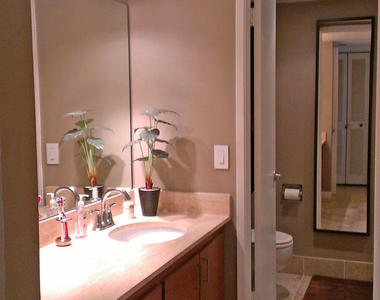600 Ne 36th - Photo Thumbnail 19