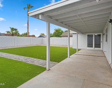 1604 W Colt Road - Photo Thumbnail 26