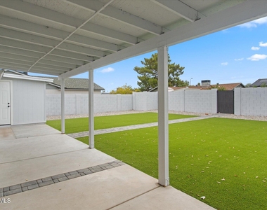 1604 W Colt Road - Photo Thumbnail 27