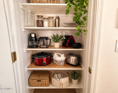 39820 N Mill Creek Court - Photo Thumbnail 15
