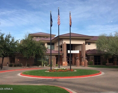 39820 N Mill Creek Court - Photo Thumbnail 24