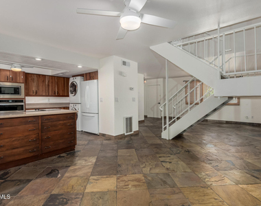 6825 E Osborn Road - Photo Thumbnail 8