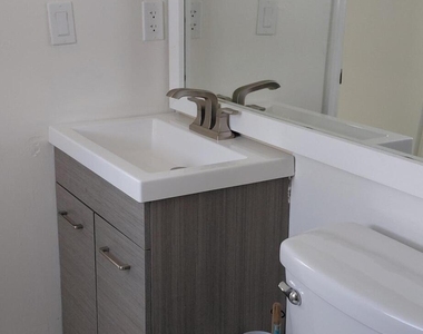 18276 Mediterranean Boulevard - Photo Thumbnail 6