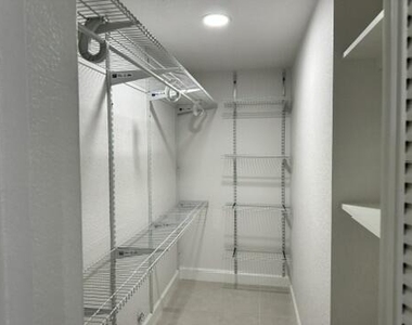 7345 W 4th Avenue - Photo Thumbnail 7