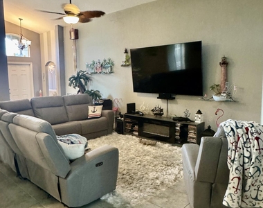9621 Rainwood Court - Photo Thumbnail 3