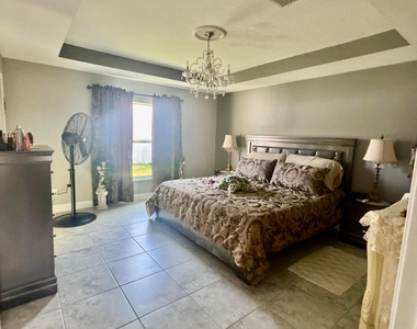 9621 Rainwood Court - Photo Thumbnail 7
