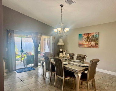 9621 Rainwood Court - Photo Thumbnail 6