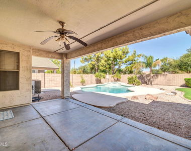 6434 W Kristal Way - Photo Thumbnail 38
