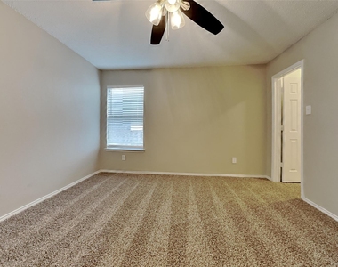 617 Crystal Brook Drive - Photo Thumbnail 17