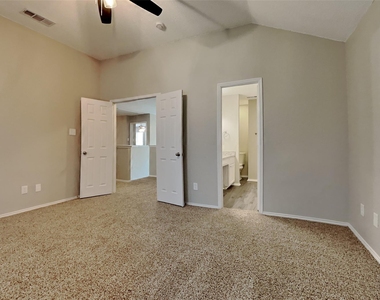 617 Crystal Brook Drive - Photo Thumbnail 8