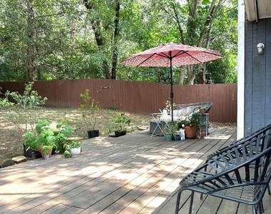11421 Kingfisher Drive - Photo Thumbnail 4