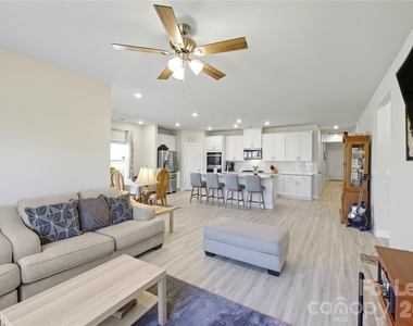 2023 Merida Street - Photo Thumbnail 4