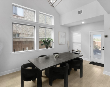 1033 Parkfield Road - Photo Thumbnail 7