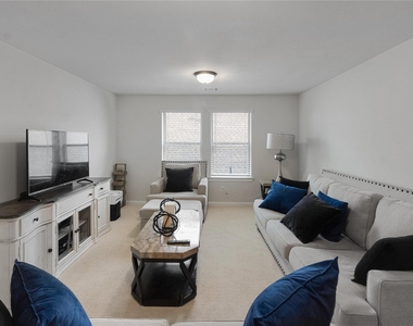 1033 Parkfield Road - Photo Thumbnail 24