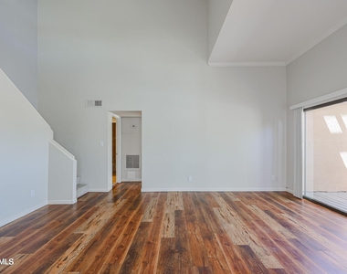3600 N Hayden Road - Photo Thumbnail 2
