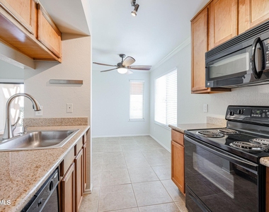 3600 N Hayden Road - Photo Thumbnail 7