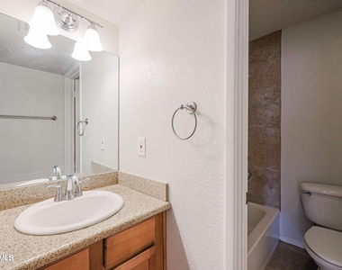 3600 N Hayden Road - Photo Thumbnail 12