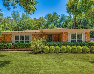 10422 Lake Gardens Drive - Photo Thumbnail 1