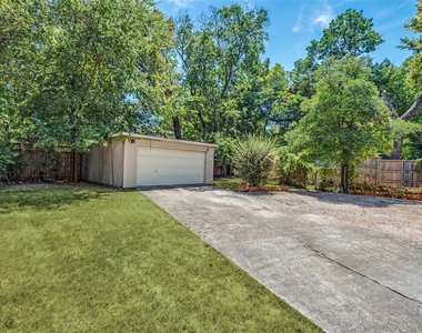 10422 Lake Gardens Drive - Photo Thumbnail 22