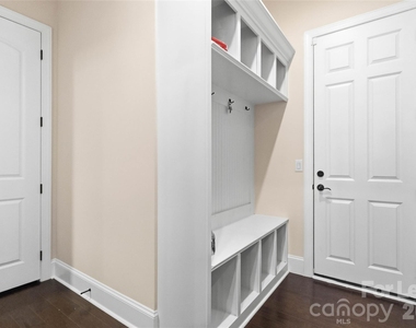 11422 Glanmire Drive - Photo Thumbnail 25
