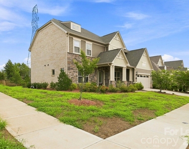 11422 Glanmire Drive - Photo Thumbnail 3