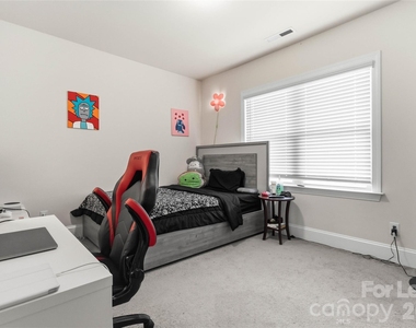 11422 Glanmire Drive - Photo Thumbnail 42