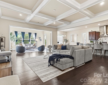11422 Glanmire Drive - Photo Thumbnail 14