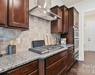 11422 Glanmire Drive - Photo Thumbnail 22
