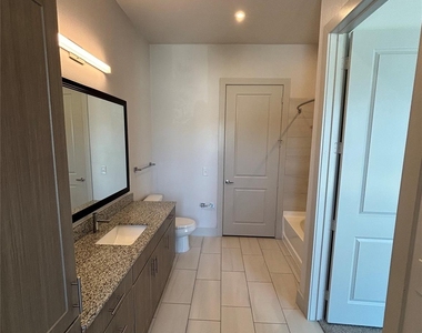6303 Frisco Square Boulevard - Photo Thumbnail 22