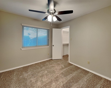 2613 Forestview Drive - Photo Thumbnail 11