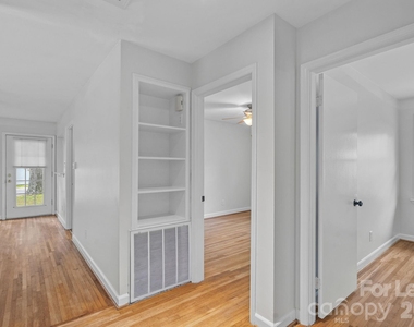 4231 Mantle Court - Photo Thumbnail 11