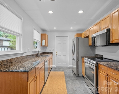 4231 Mantle Court - Photo Thumbnail 4