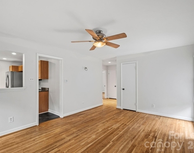 4231 Mantle Court - Photo Thumbnail 3